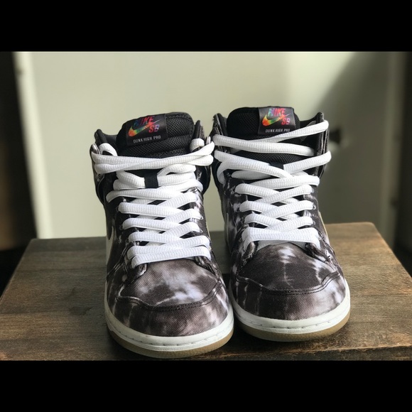 Nike Dunk High Premium SB Tie-Dye - Picture 7 of 7
